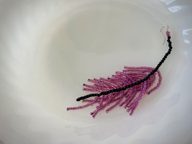 ピアス#pink feather（片耳タイプ）