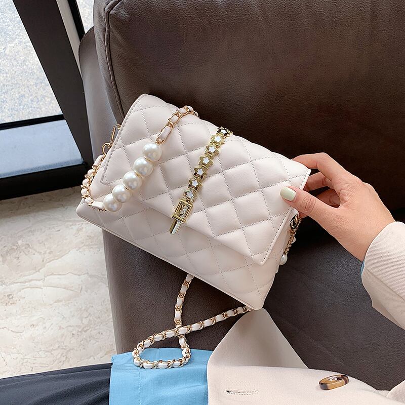 夏の小さなバッグ女性バッグ2020新しいトレンディなワイルドダイヤモンドチェーンクロスボディバッグネット赤いファッション小さな正方形のバッグ Tiancai_Wing_Bag6527915