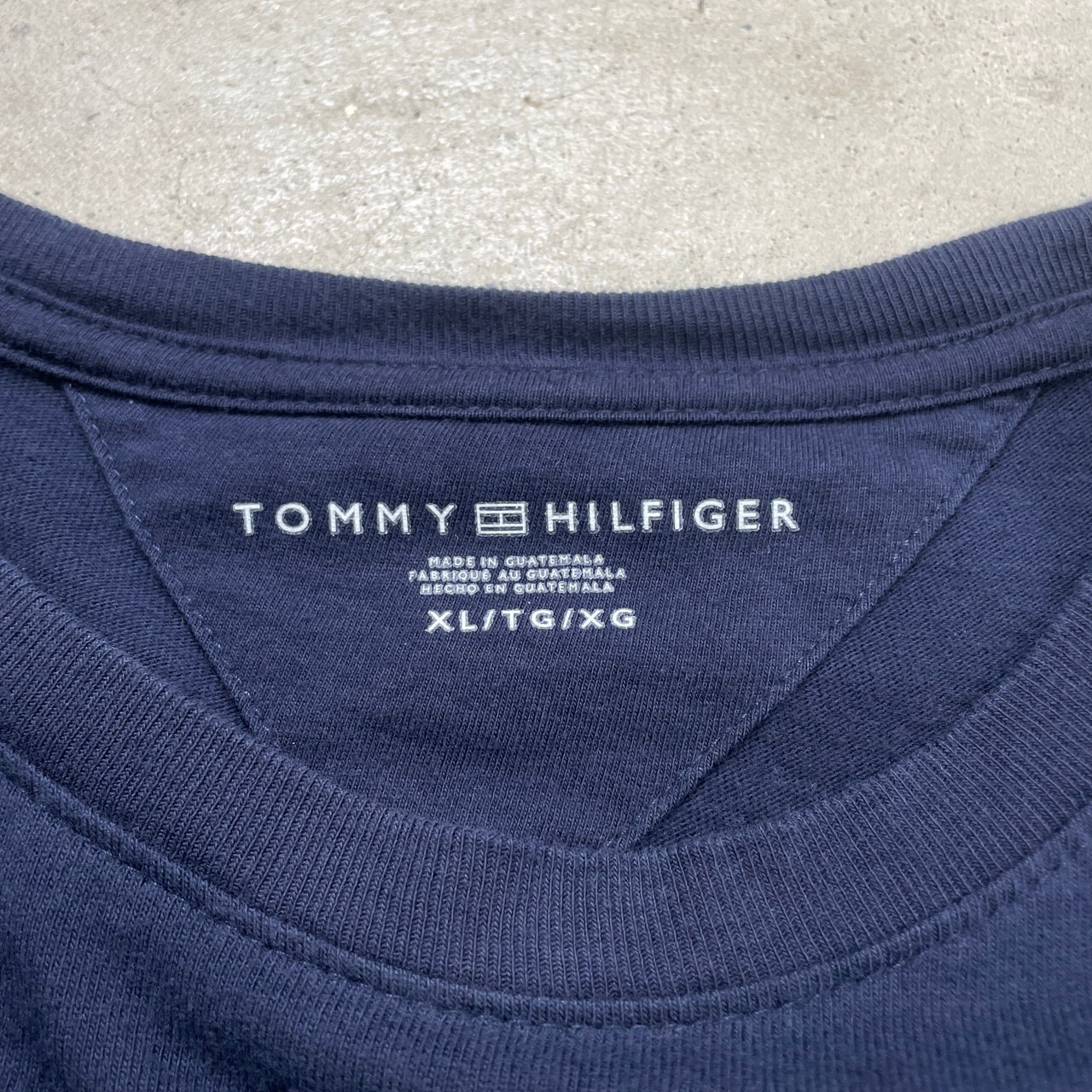 TOMMY HILFIGER トミーヒルフィガー ロゴ刺繍 Tシャツ メンズXL 古着 