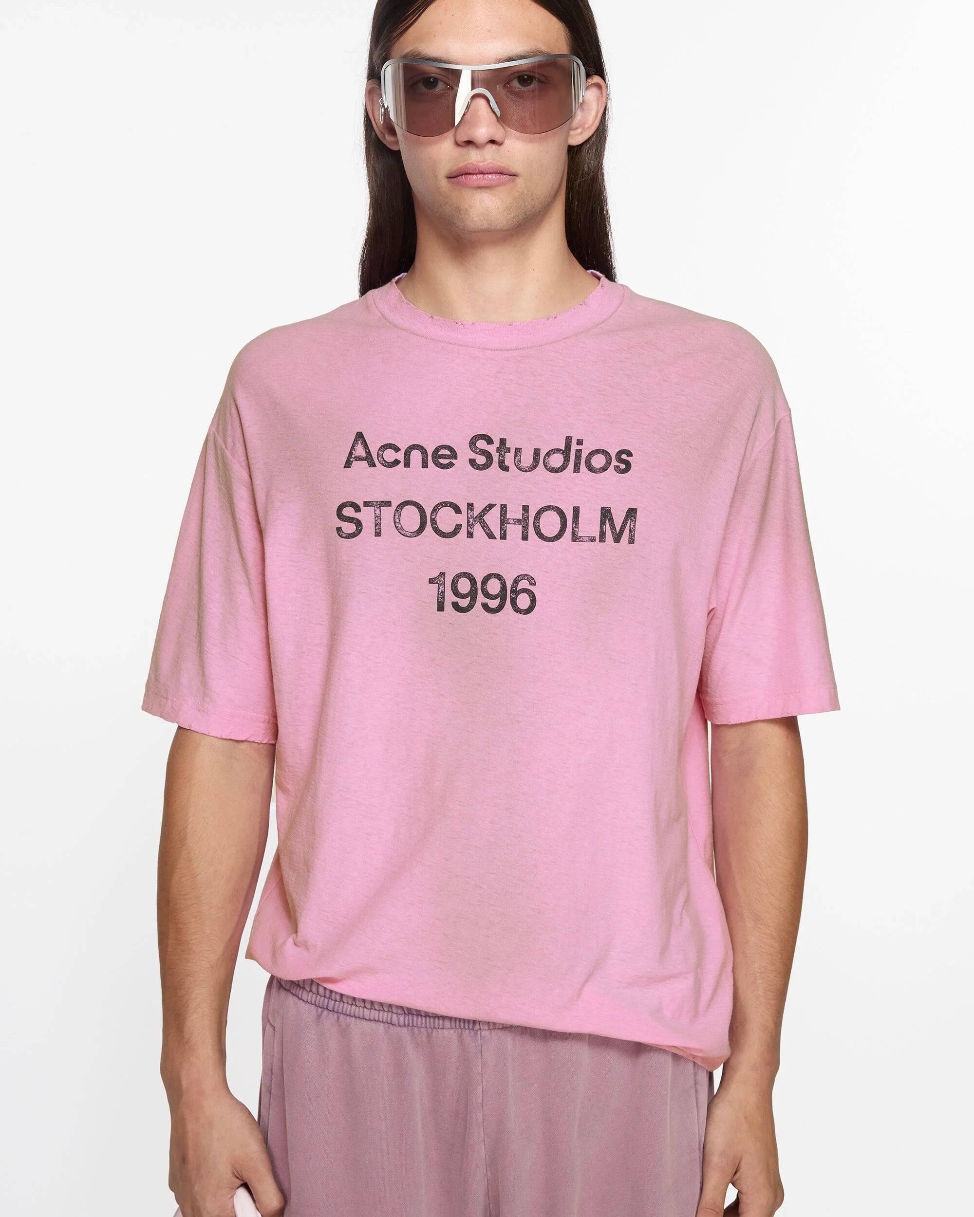 ACNE STUDIOS UNI】ロゴTシャツ - リラックスフィット | idealclasse ACNE STUDIOS UNI】ロゴTシャツ - リラックスフィット | idealclasse