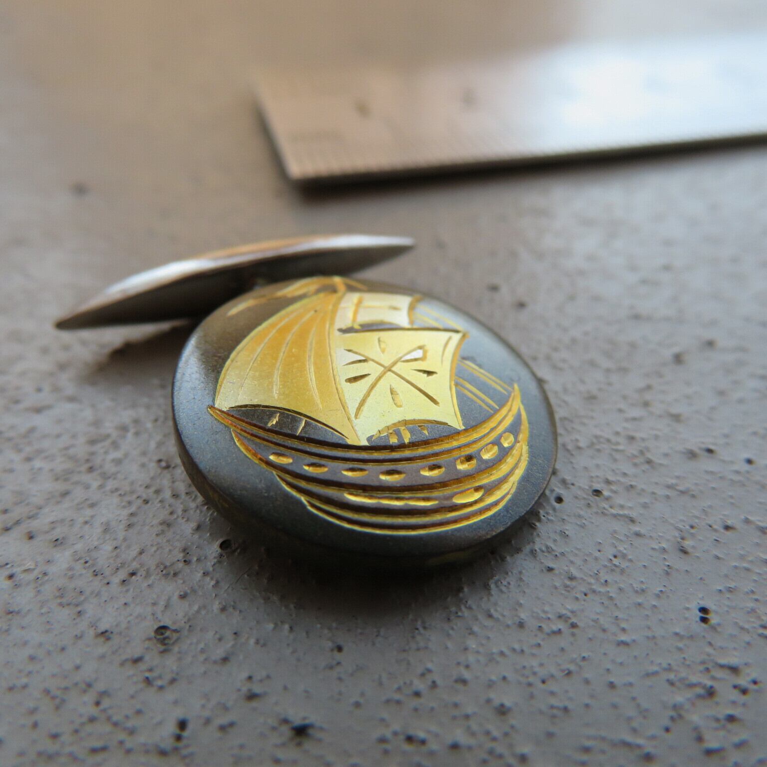 アンティーク　南蛮船のカフスボタン