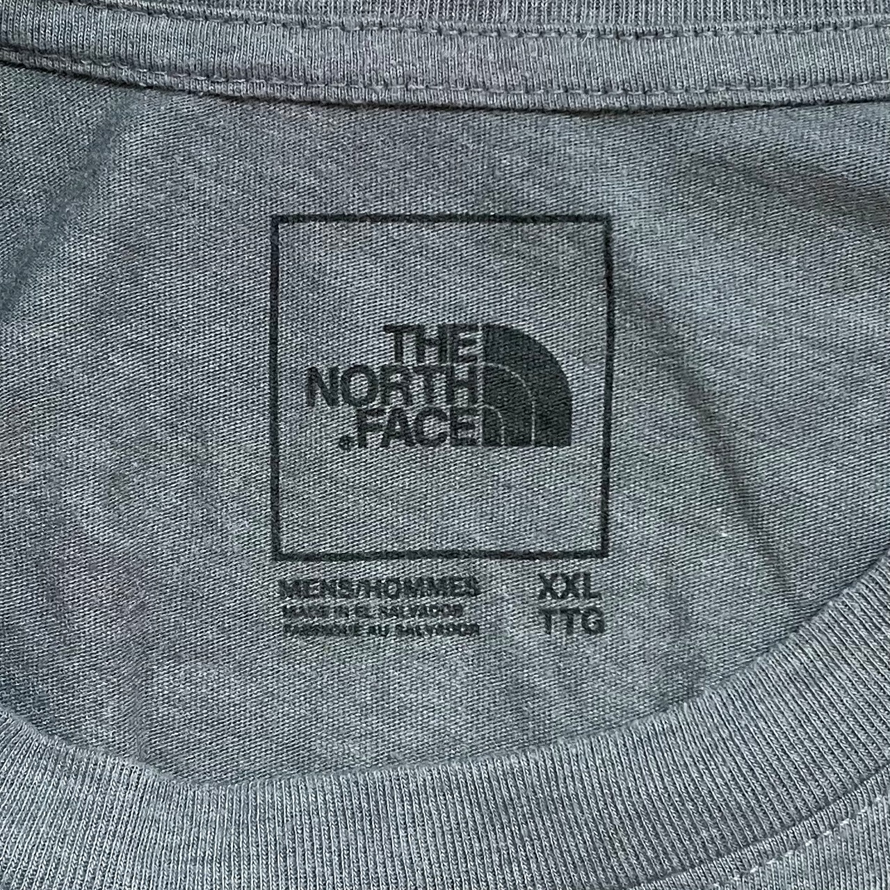 【THE NORTH FACE】2XL ビッグシルエット Tシャツ ワンポイント ハーフドームロゴ バックプリント バックロゴ アウトドア グレー 半袖 夏物 US古着