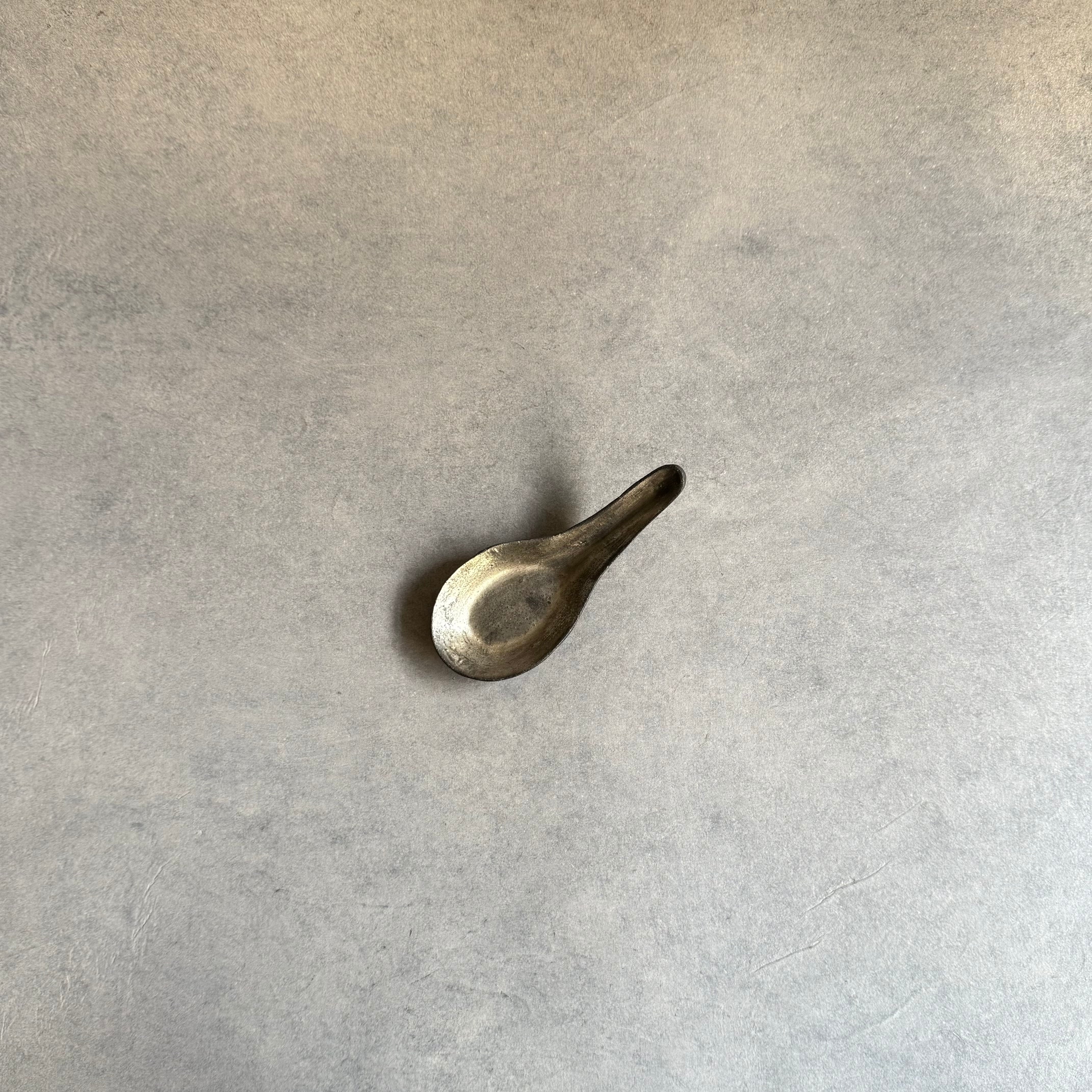 加藤祥孝   銀彩 レンゲ