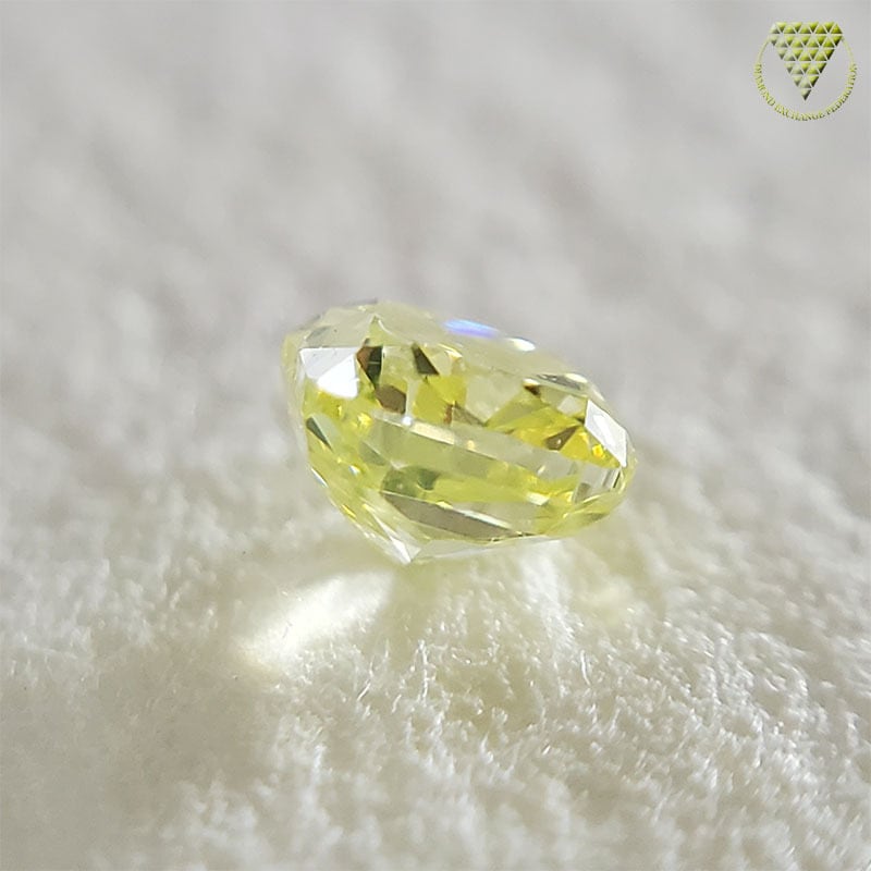 0.166 ct Fancy Intense Green Yellow VS1 CGL 天然 グリーン イエロー