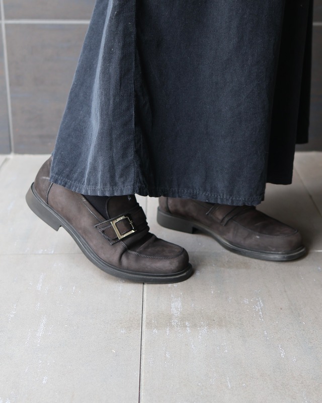 【GIANNI VERSACE】Belted design suede loafers