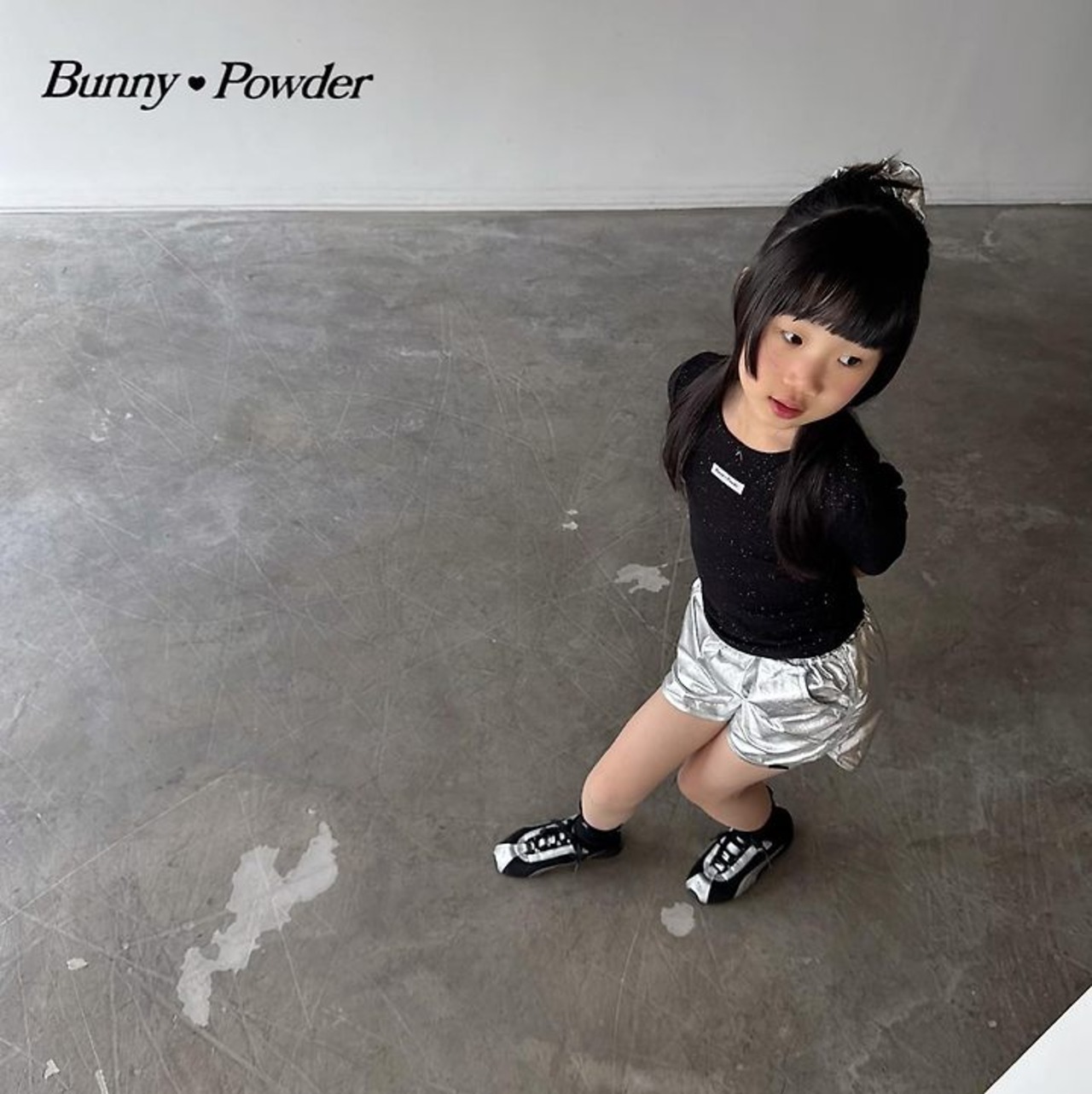 [Bunny Powder] (Planning) Glitter T-shirt / [버니파우더] 기획)반짝이티