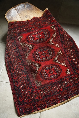 2423-Vintage Turkmen rug