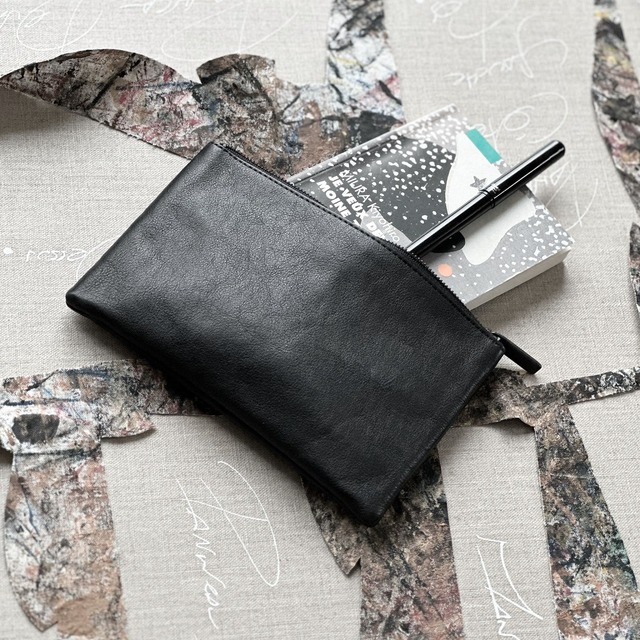 203ABG03　Leather pouch S 20　ポーチ