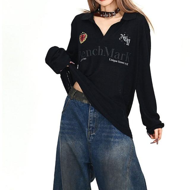 エンブレムグラフィックルーズフォルムポロトップス 2col   R01914