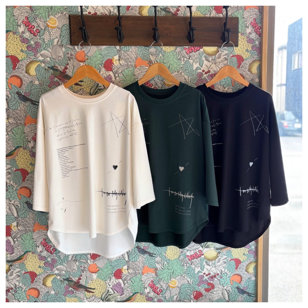 【CLOCHE】落書き五分袖Tシャツ