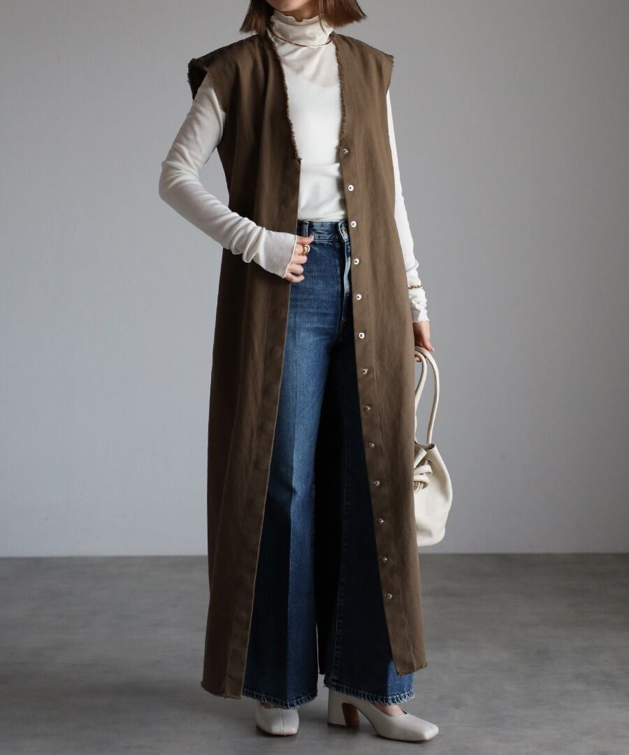 Vネックジレワンピース