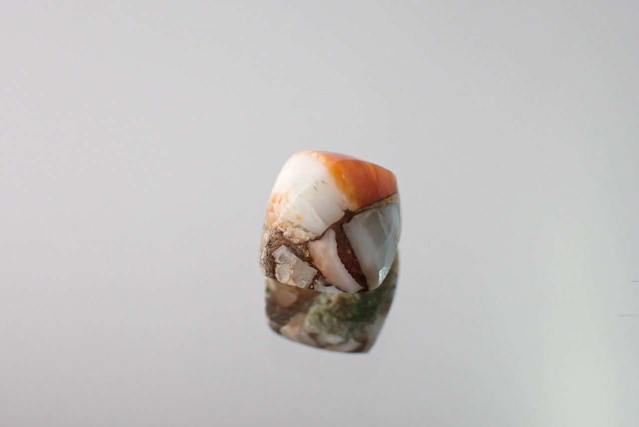 オイスターコッパーターコイズ　2.59ct　[C12-687]