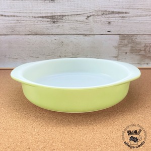 オールドパイレックス　キャセロール 　ライムグリーン　Pyrex　