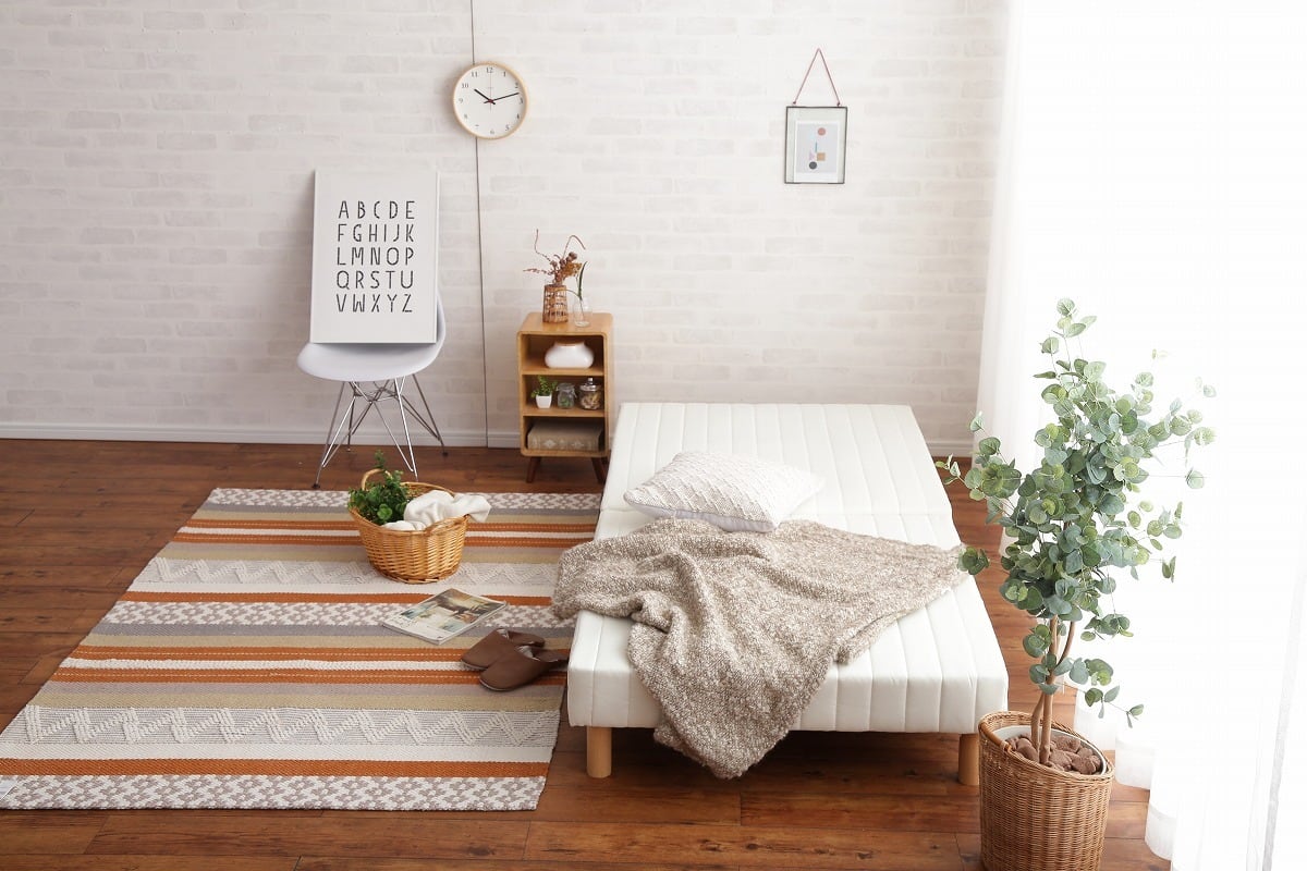 脚付きマットレスベッドセミダブル（ホワイト）家具 一人暮らし 同棲