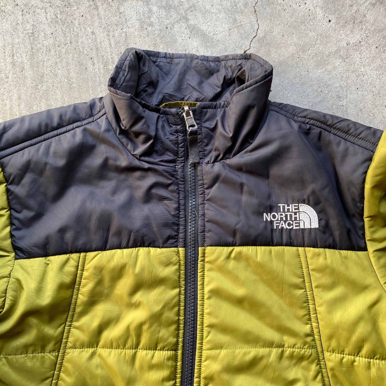 【kids】ザ ノースフェイス 中綿ジャケット キッズ ボーイズM 10-12歳 140? 古着 子供服 ジャンパー THE NORTH FACE  マウンテンジャケット アウトドア ライムグリーン 黄緑【キッズ アウター】 | cave 古着屋【公式】古着通販サイト