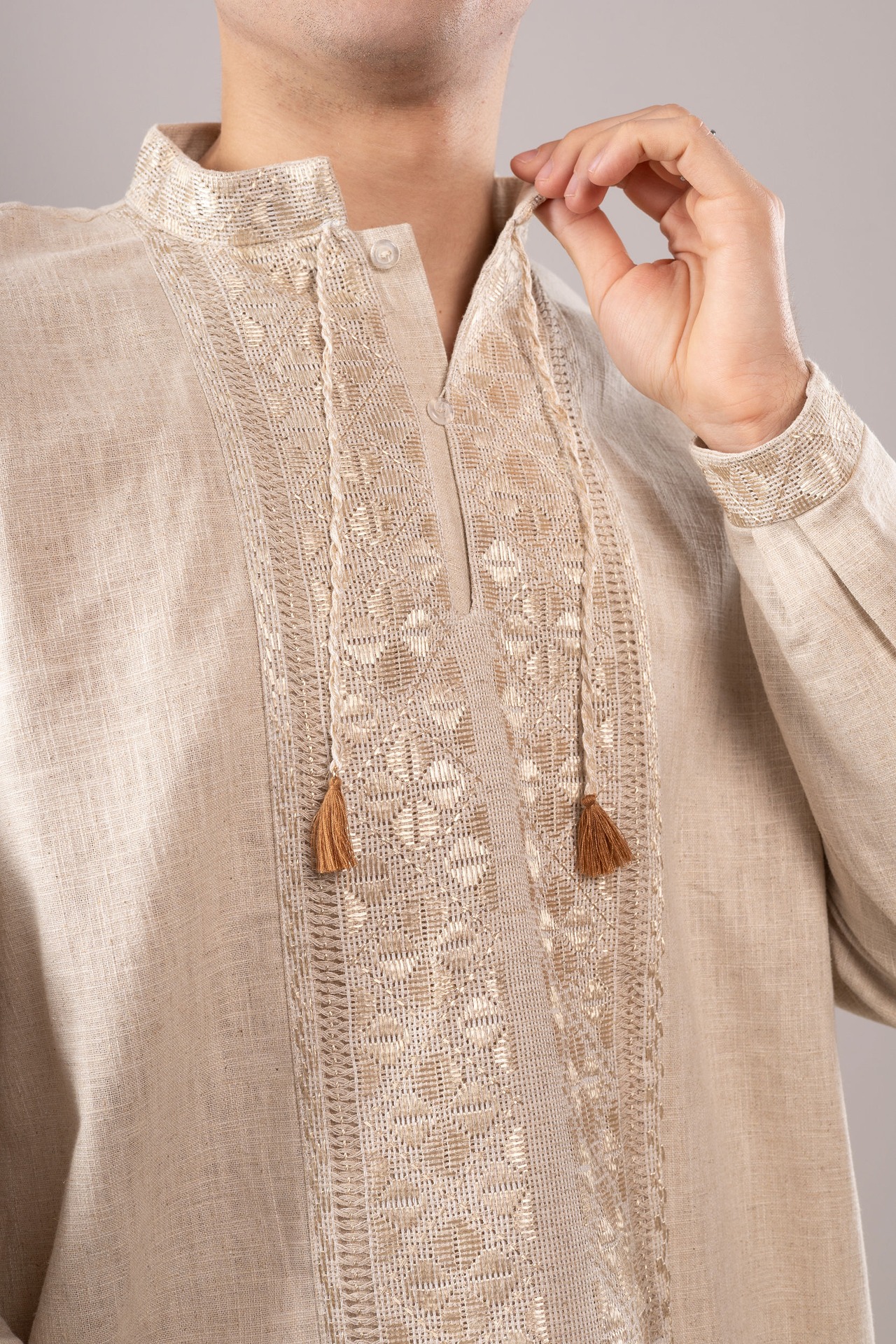 ウクライナ刺繍ヴィシヴァンカ　シルク糸　平行縫い　手刺繍　Lサイズ　メンズ - 3