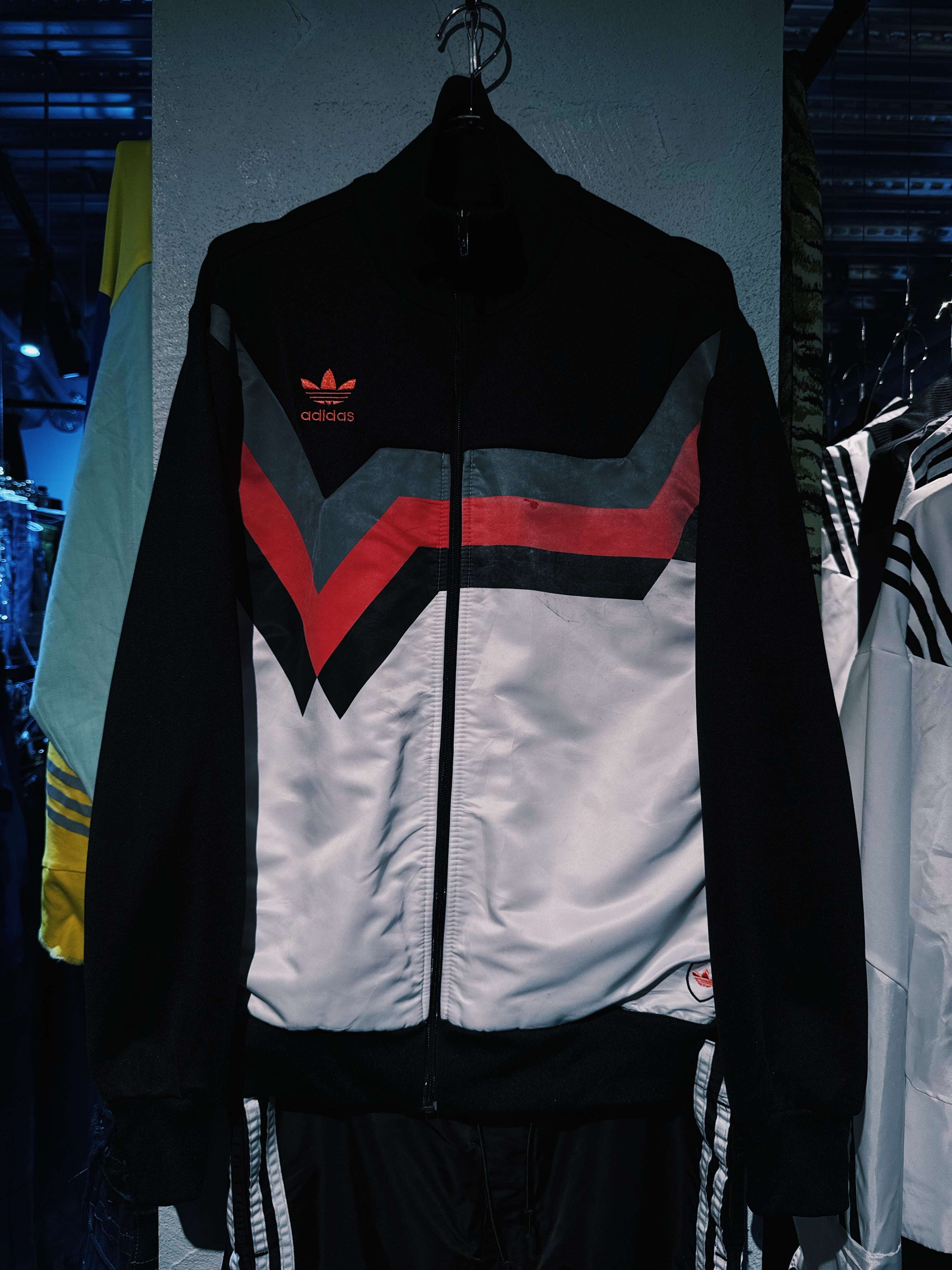 【D4C】90's vintage “ADIDAS Originals”trefoil logo embroidery switching color design track jacket