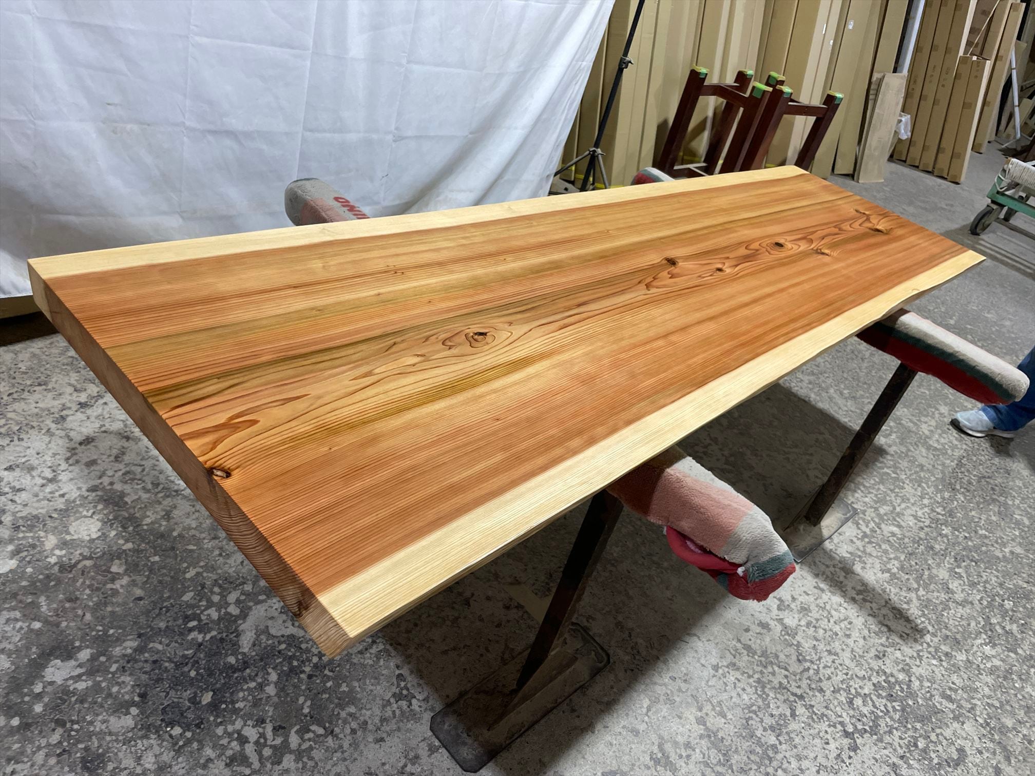 杉9133 一枚板無垢 2320x710-630x60mm 乾燥材 センターテーブル