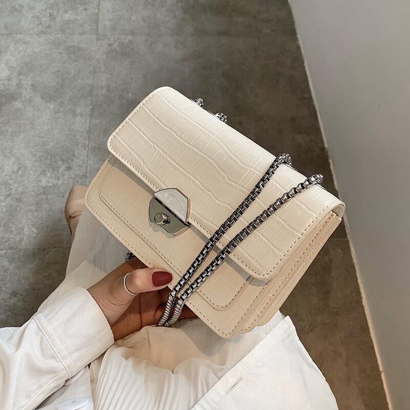 クロスボディバッグレディースバッグ2020ニューウェーブサマーファッションチェーンショルダーバッグワイルドインスネットレッドスモールスクエアバッグ Tiancai_Wing_Bag8053807