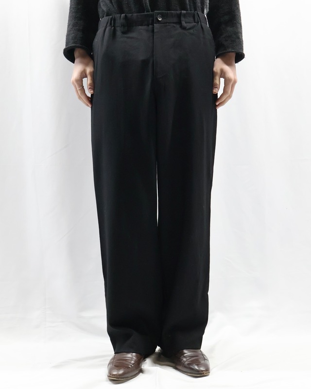 【ISSEY MIYAKE】no tuck easy slacks