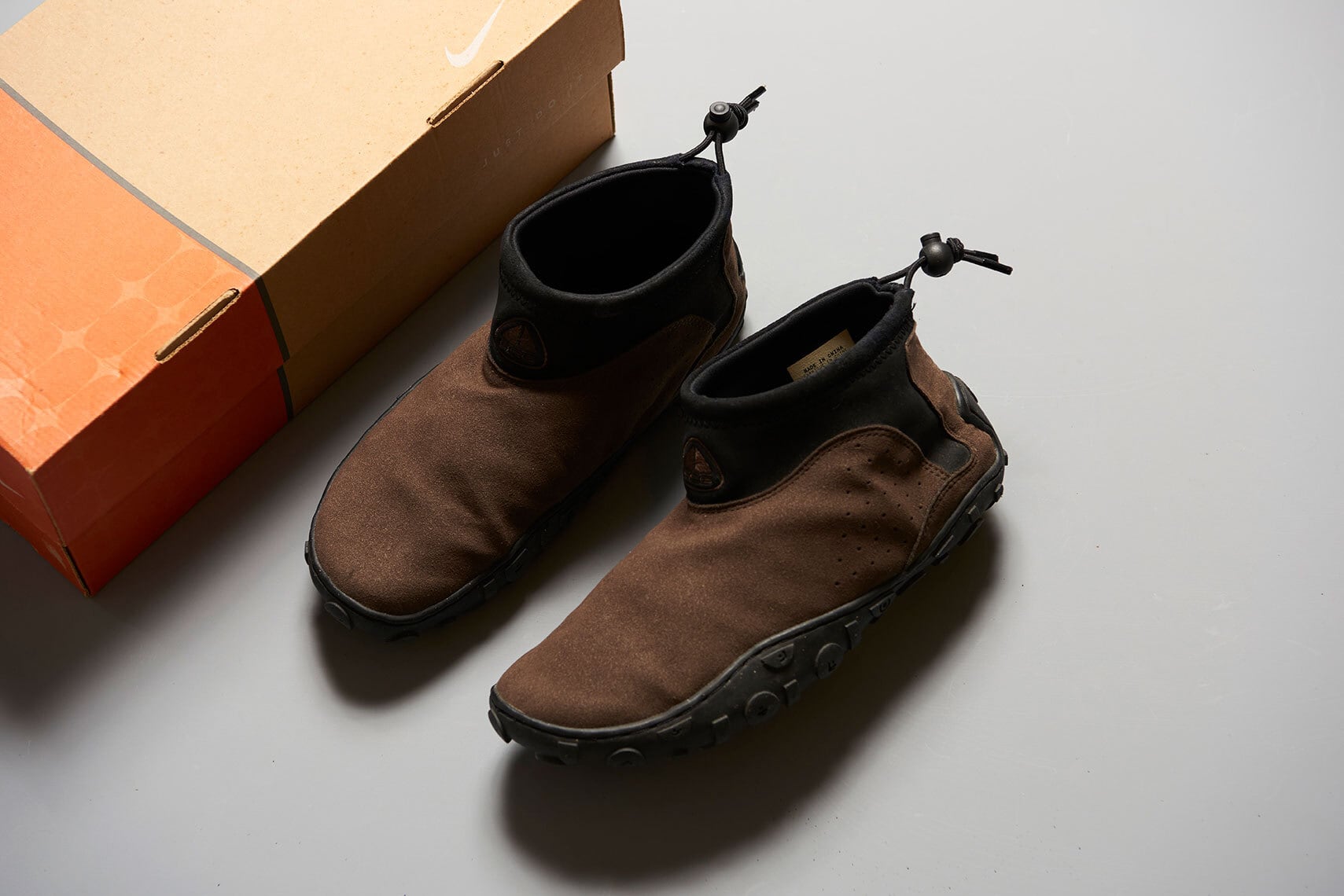 NIKE ACG AIR MOC 2 MID | PLAYGROUND | スニーカーショップ