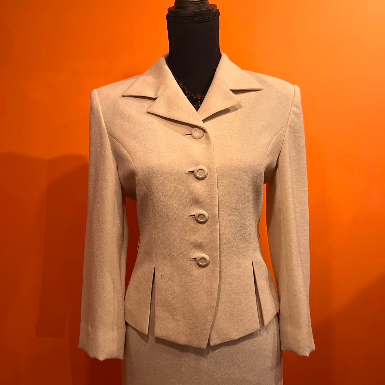 c4f68114c54b3bcca37657ae46e42b  