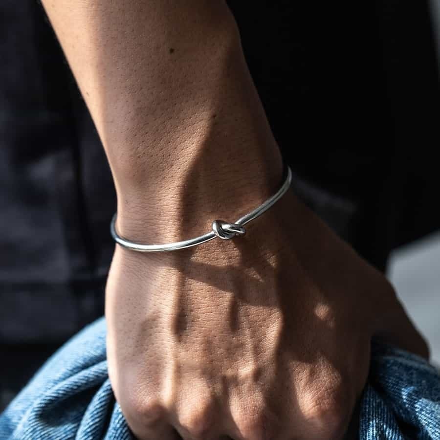 SILVER925 KNOT BANGLE/BRACELET/シルバー/バングル Knot Bangle 【Silver925】 – FLÜGEL