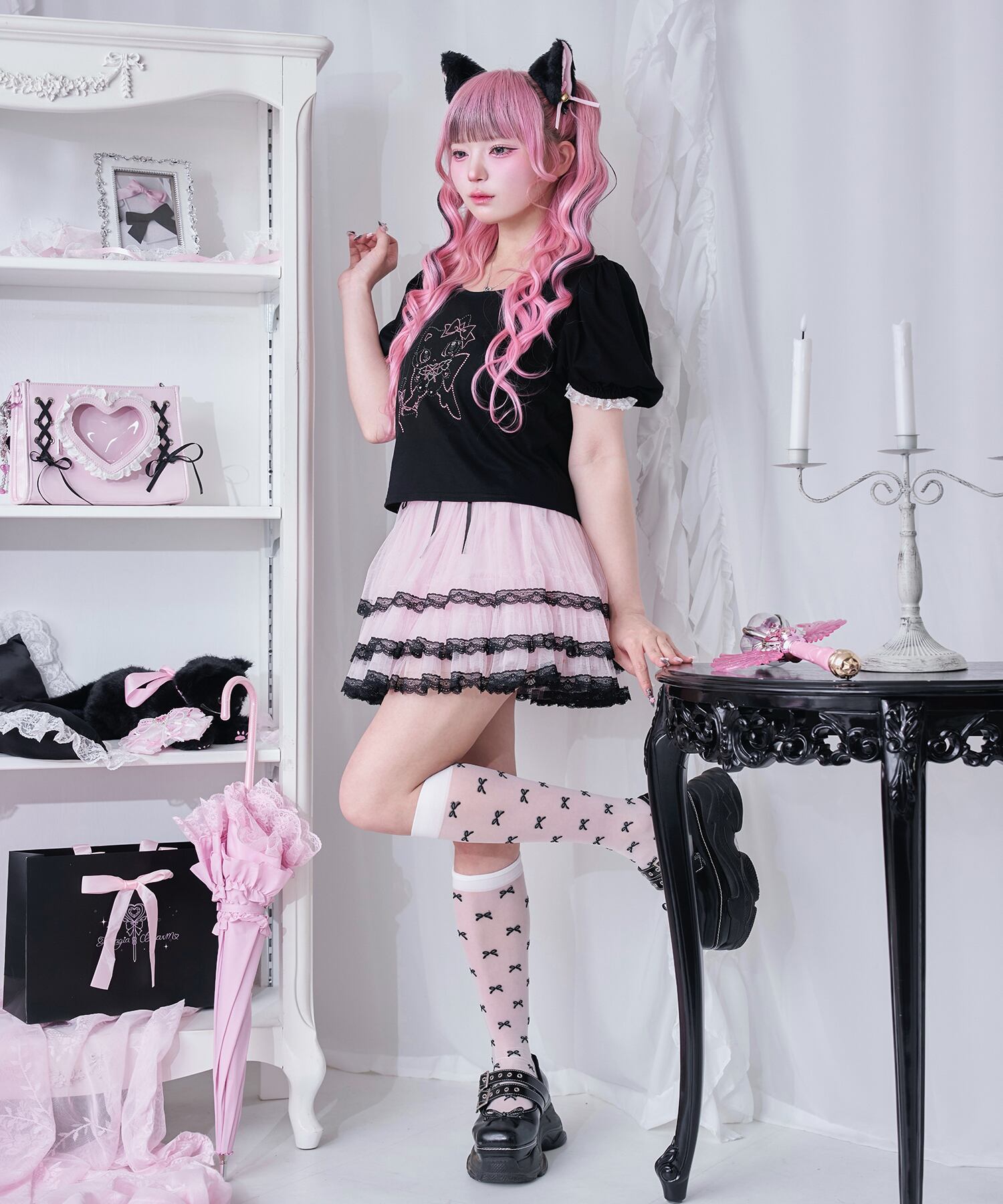 Magia Charm 配色フリル フェイクレザージャケット まきちゃん ℳ𝒶𝑔𝒾𝒶 𝒞𝒽𝒶𝓇𝓂｜.⋆𝜗𝜚 いちばんかわいい自分になれる、魔法の