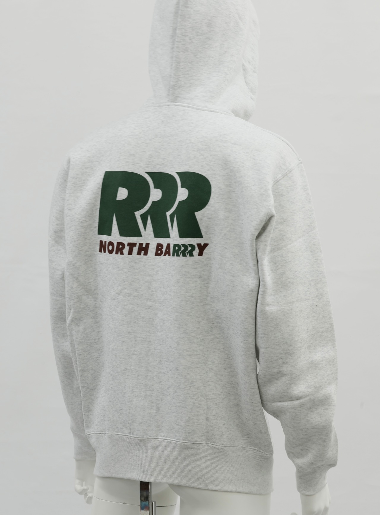 NORTH BARRRY オリジナルロゴ　ZIP HOODIE（ｼﾞｯﾌﾟﾊﾟｰｶｰ）