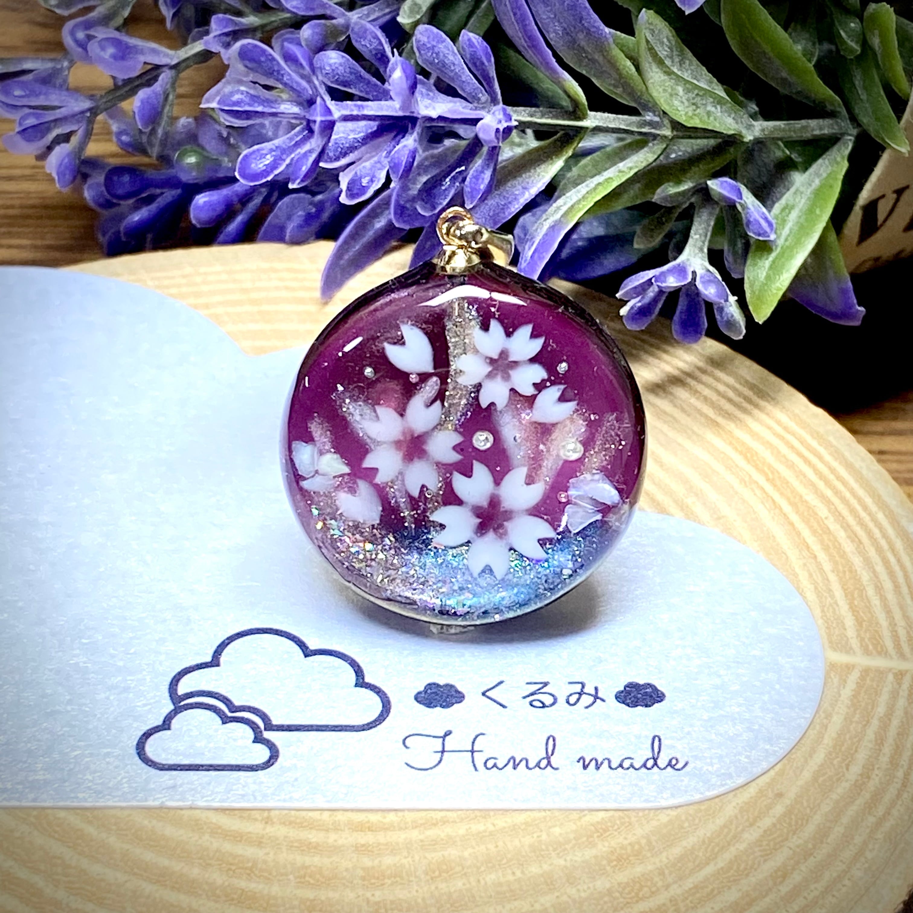 レジンペンダント 桜 丸プレート 24mm レッド ゴールド
