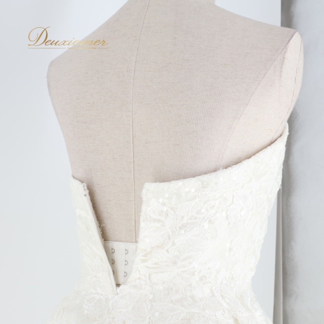 ウェディングドレス ホワイト系 ニコル NICOLE ドレス 結婚式 前撮り パーティ 撮影 披露宴 白 スパンコール ドレス ワンピース おしゃれ 可愛い 上品 イベント 結婚式準備 エレガント