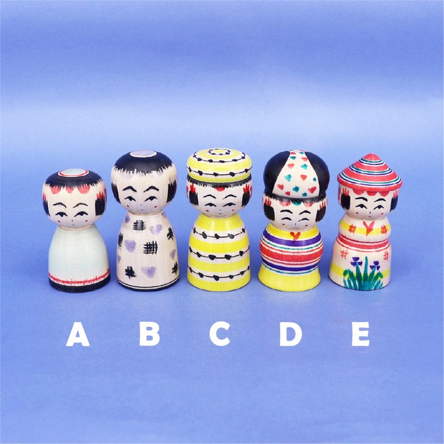 《 弥治郎系・上田康友 工人 》こけし　2寸