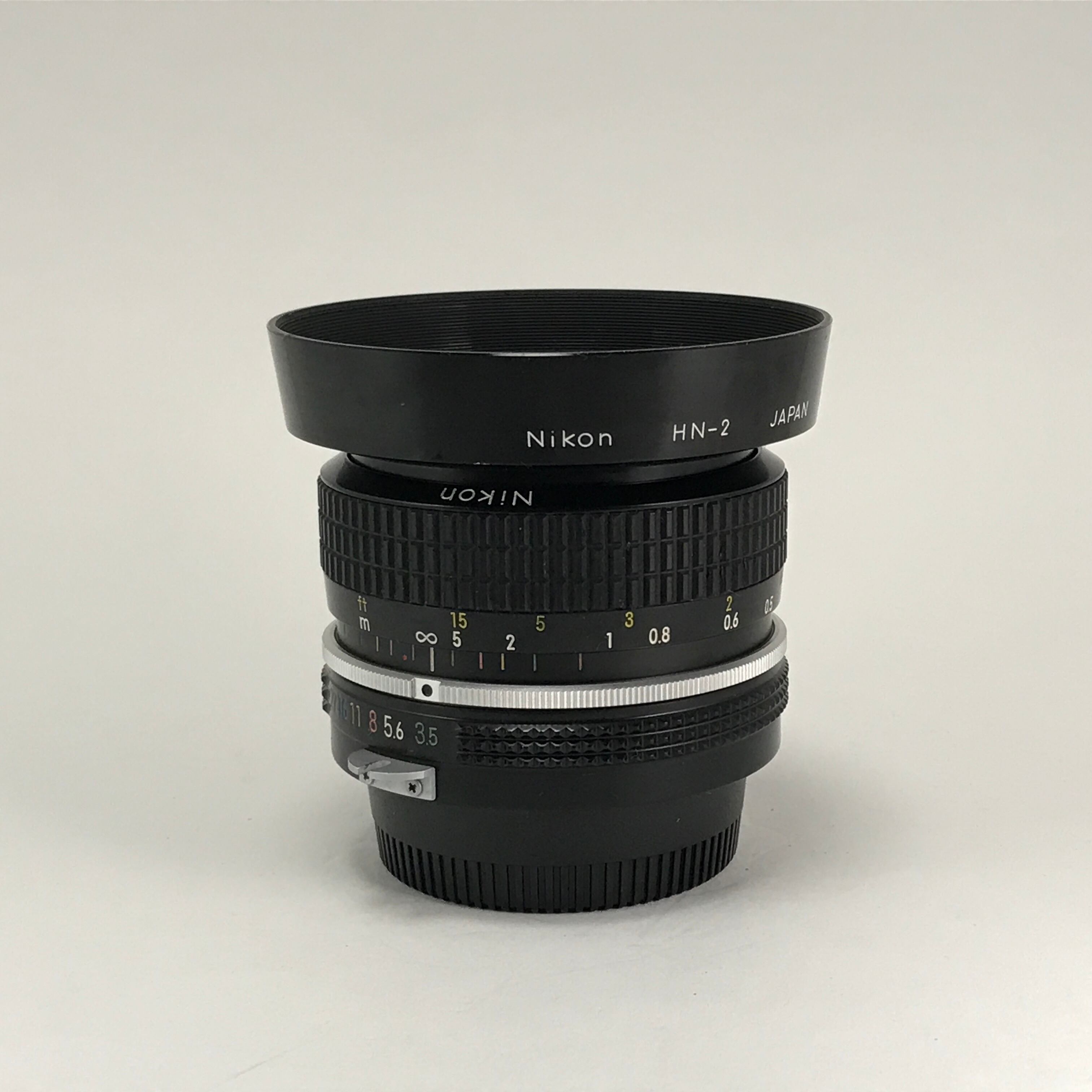 Nikon New NIKKOR 28mm F3.5 | ヨアケマエカメラ