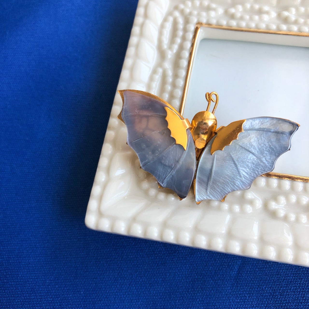 shell butterfly brooch[b-383] ヴィンテージブローチ | LEO VINTAGE