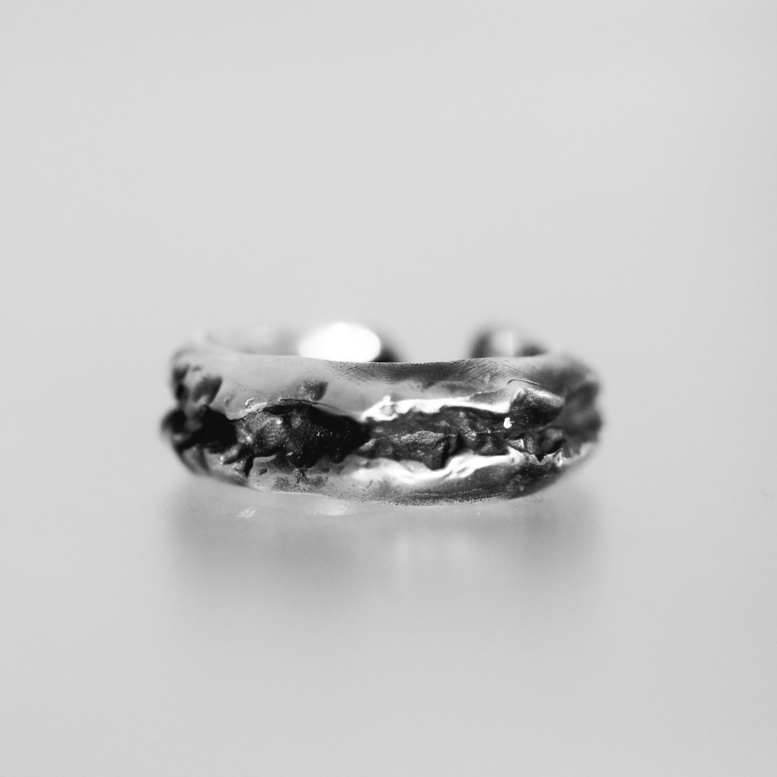 Cracked Ear Cuff | VAINON