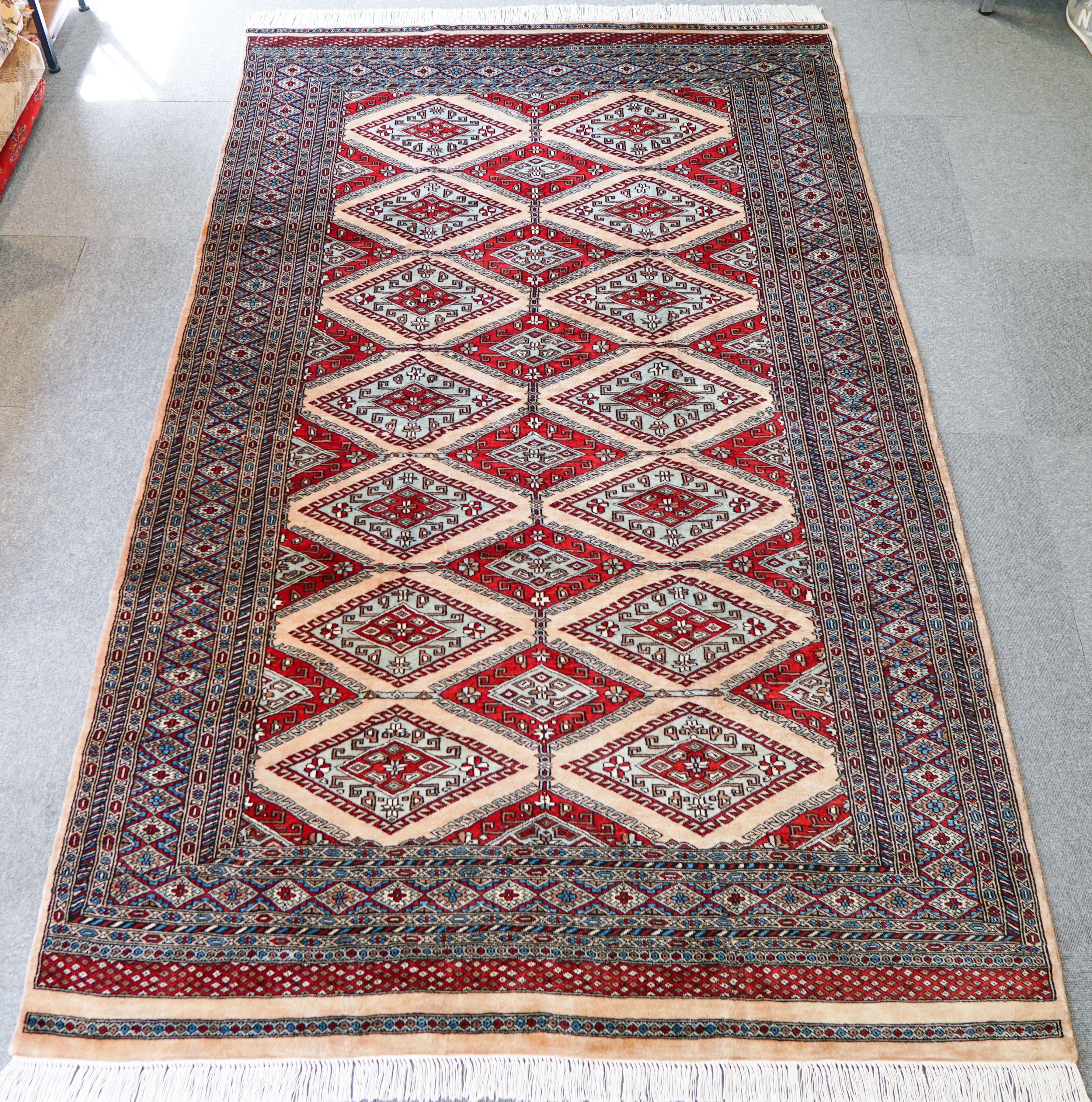 255×156cm【パキスタン手織り絨毯】 | Decorworks