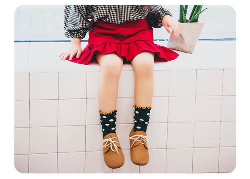 履き口のふりふりが可愛い♡ひらひらソックス♪緑ドット 個性的 子ども服 キッズ