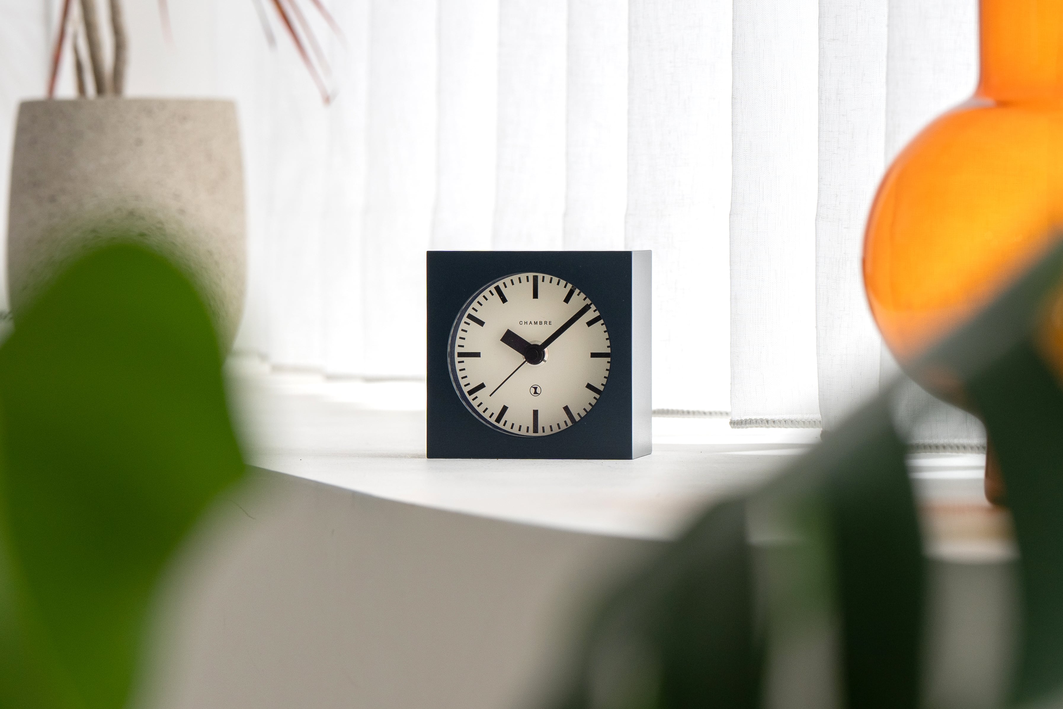BLOCK DESK CLOCK BLACK | シャンブル【CHAMBRE】byインターゼロ