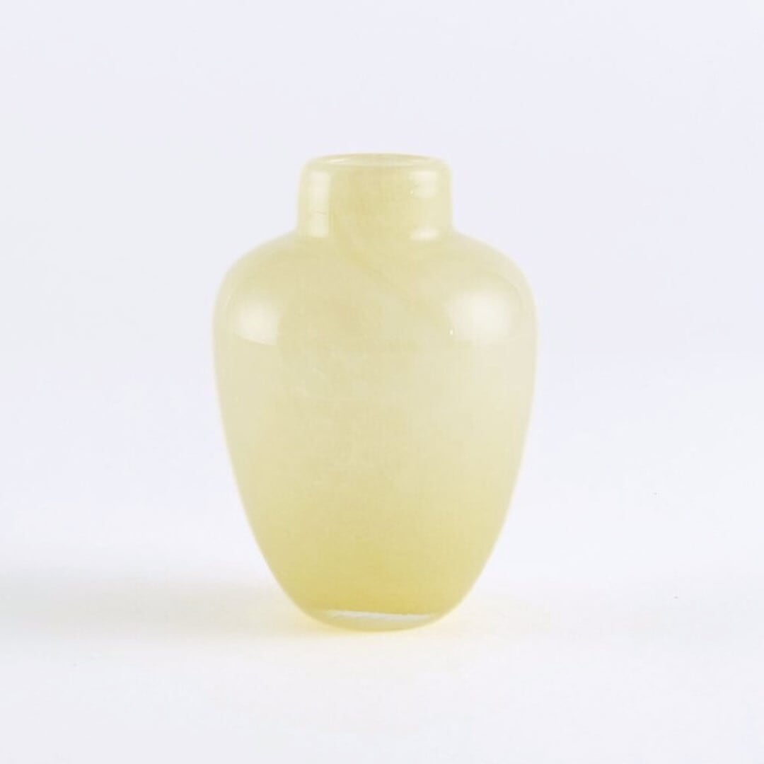 ミルキーガラス フラワーベース ノーマル（高さ13cm）（4色）／花瓶