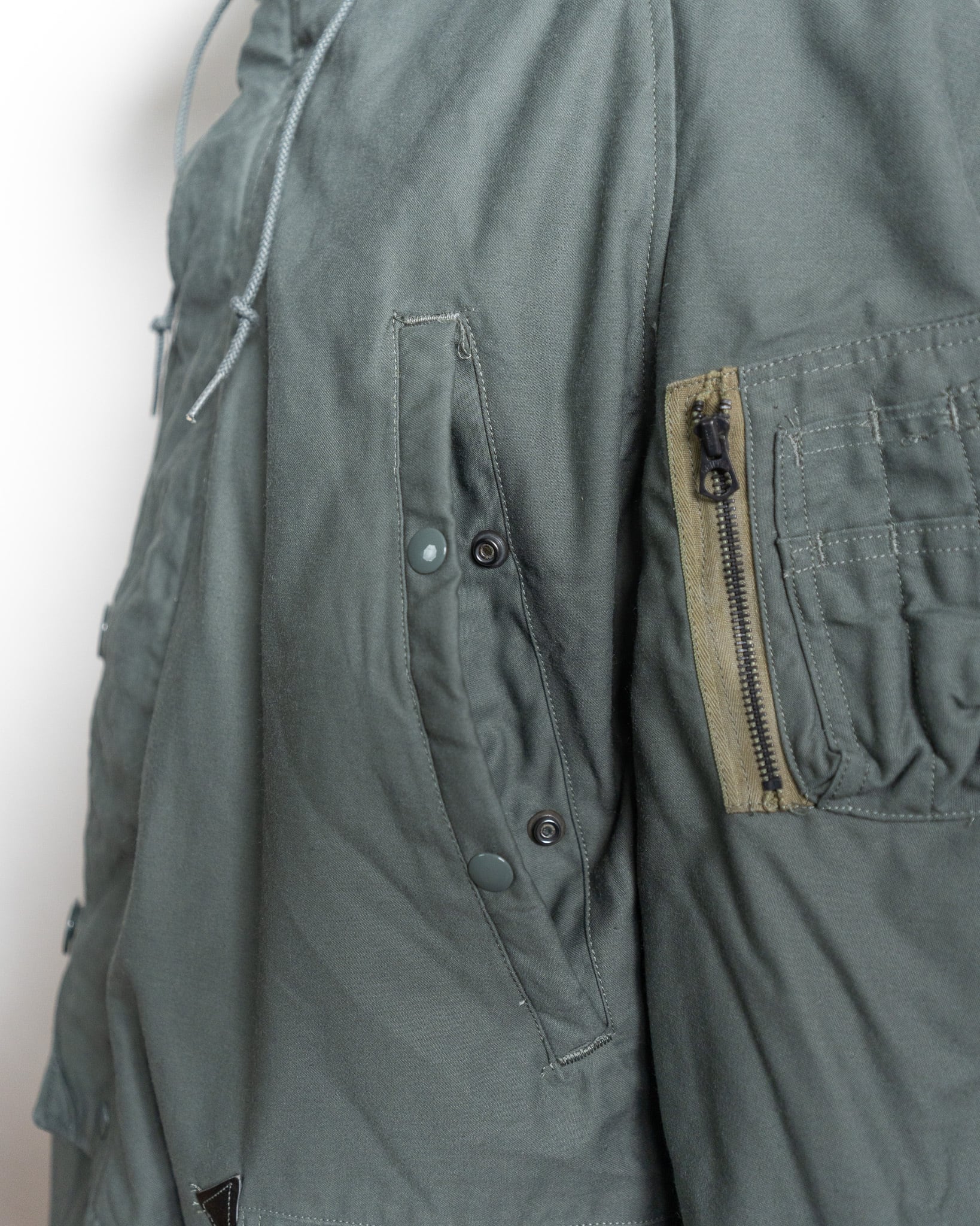 DEADSTOCK】
