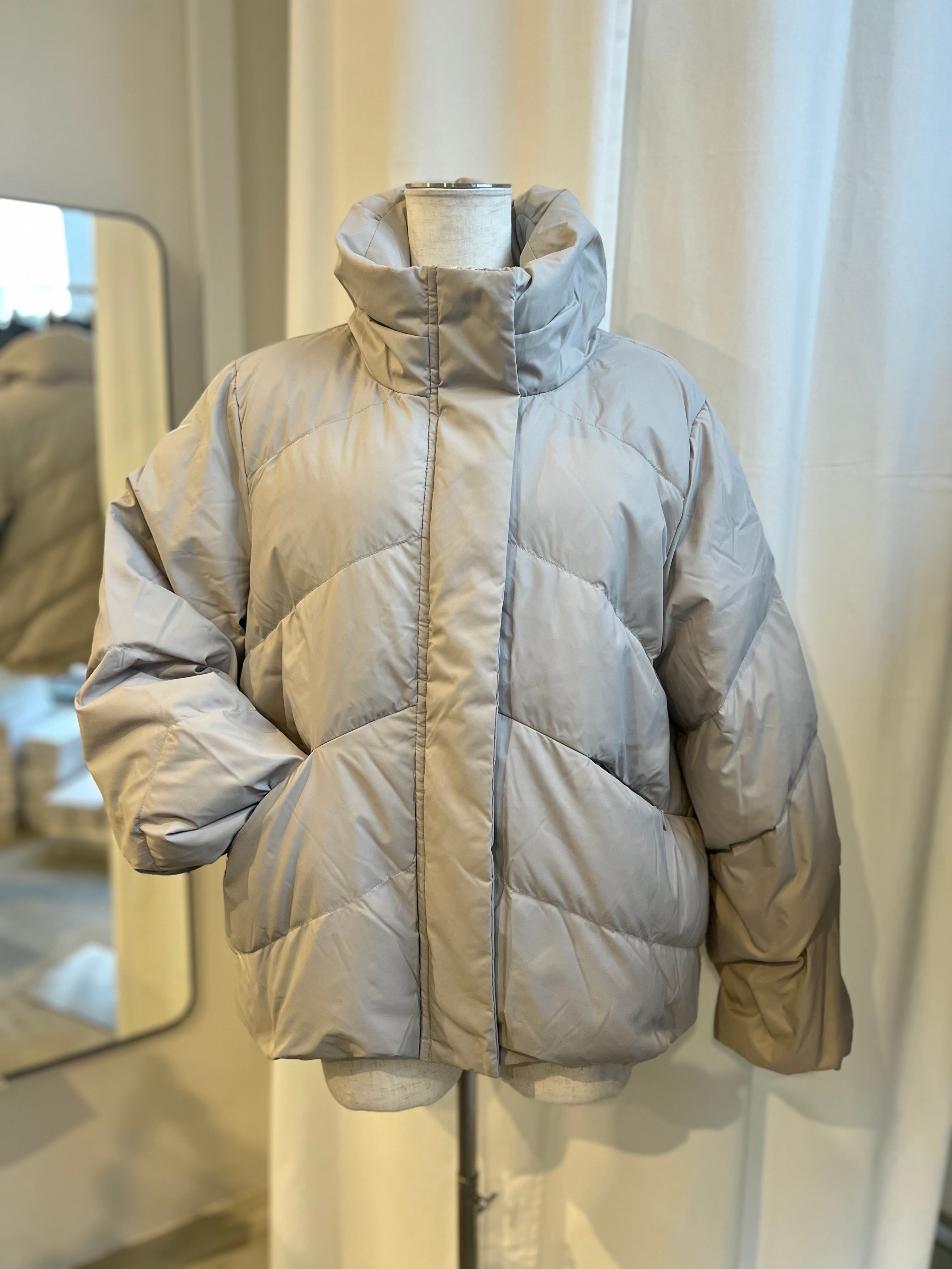 【SELECT】ボリュームカラーダウンジャケット