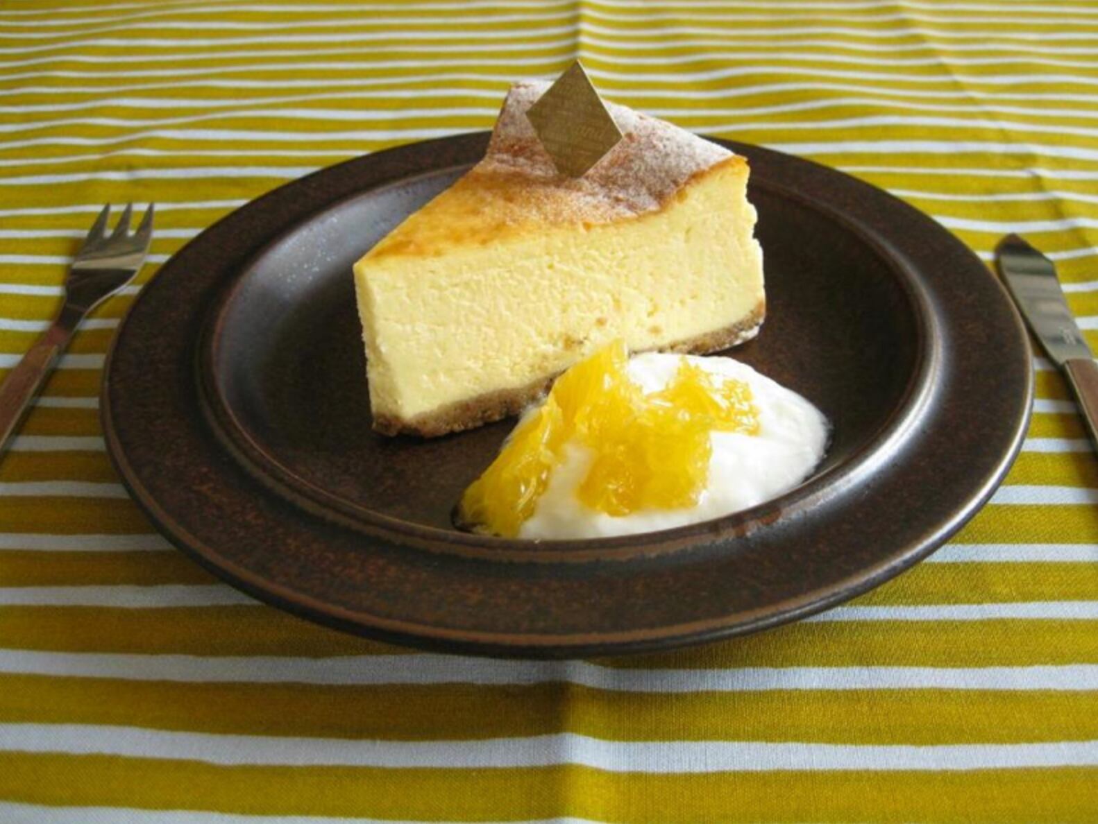 marimekko fabric for Product Piccolo 50cm マリメッコ プロダクト用 コットン生地 ピッコロ 黄緑