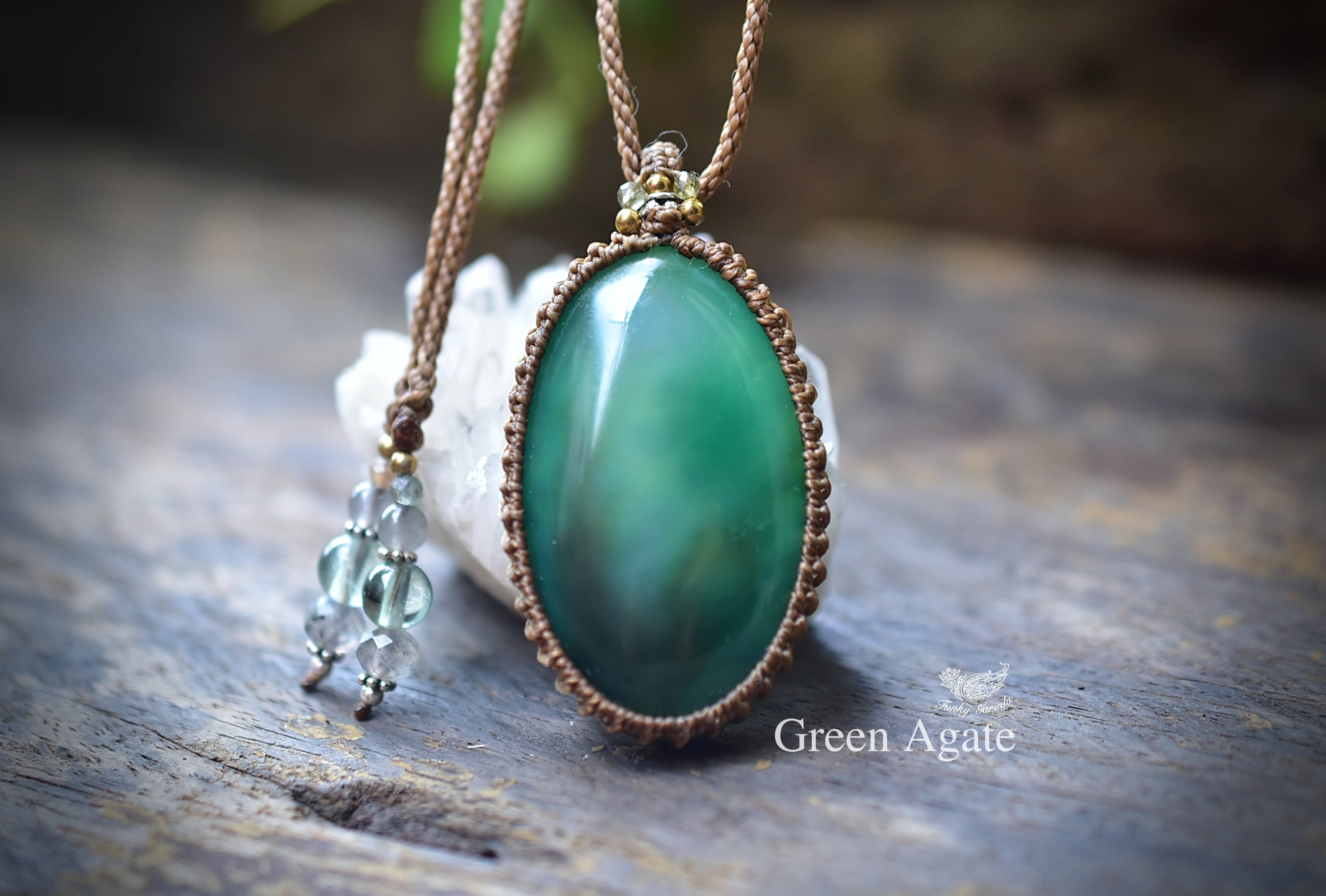 地球の緑★大粒★グリーンアゲート マクラメペンダント747