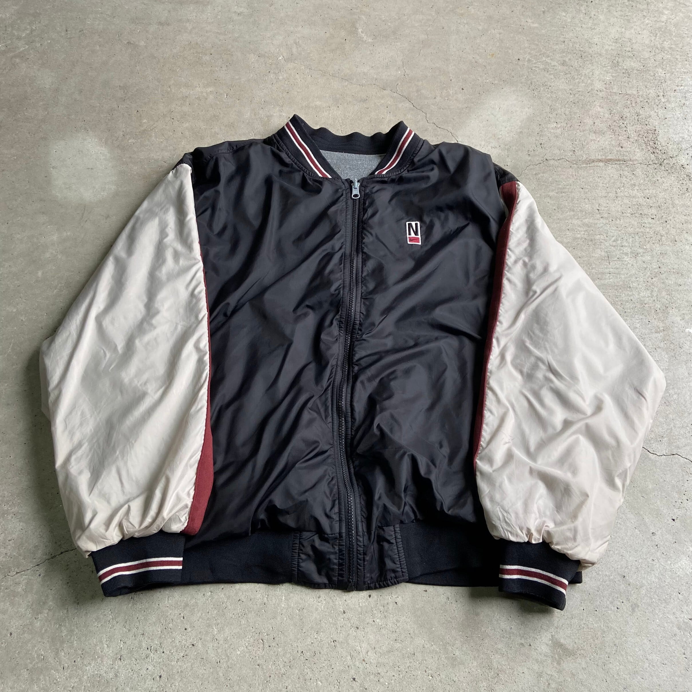 NIKE ナイキ ナイロンジャケット リバーシブル プルオーバー 刺繍 紺 白 NIKE ナイキ ナイロンジャケット 白タグ リバーシブル プルオーバー 刺繍