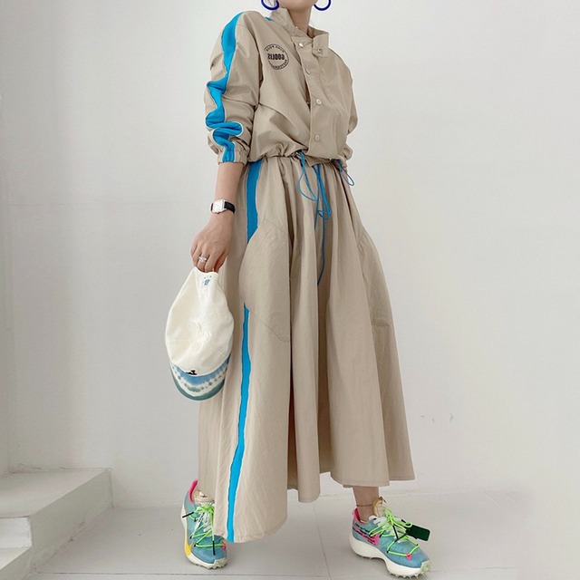 high neck blouson　10900