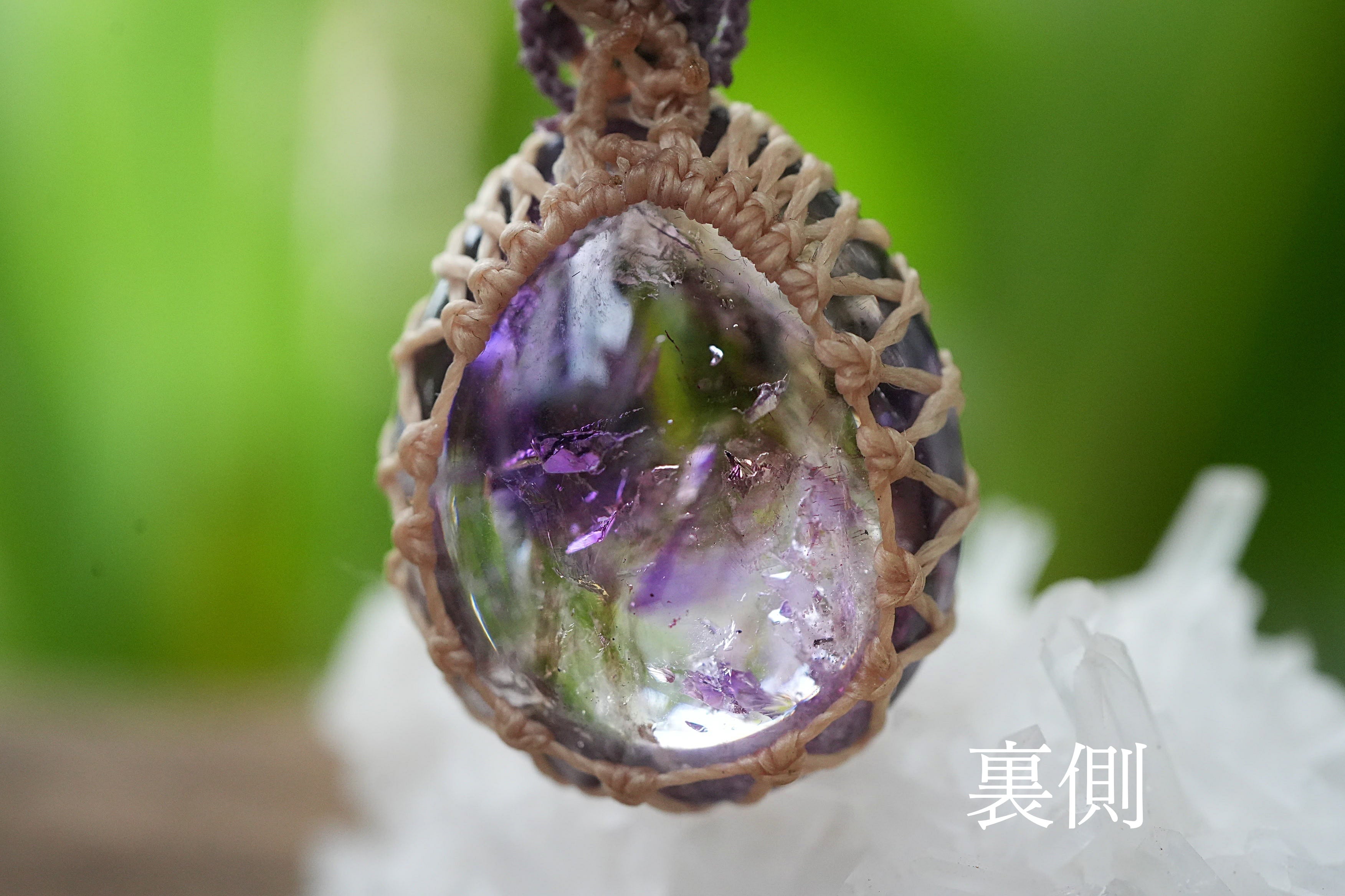 アメジストエンハイドロ（水入り水晶）moonstone マクラメネックレス