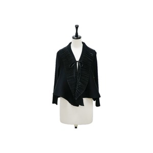 Pleats collar cardigan