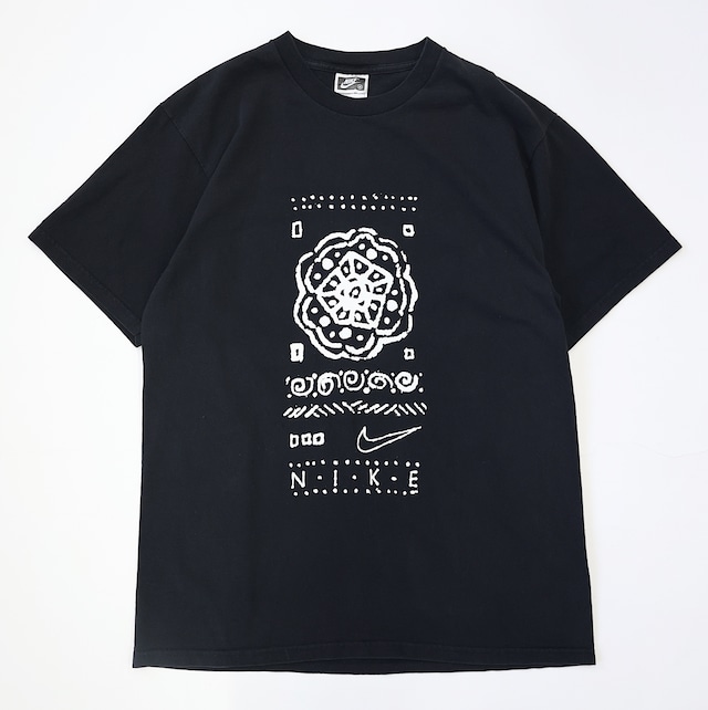 90S NIKE FLOWER PATTERN TSHIRT
