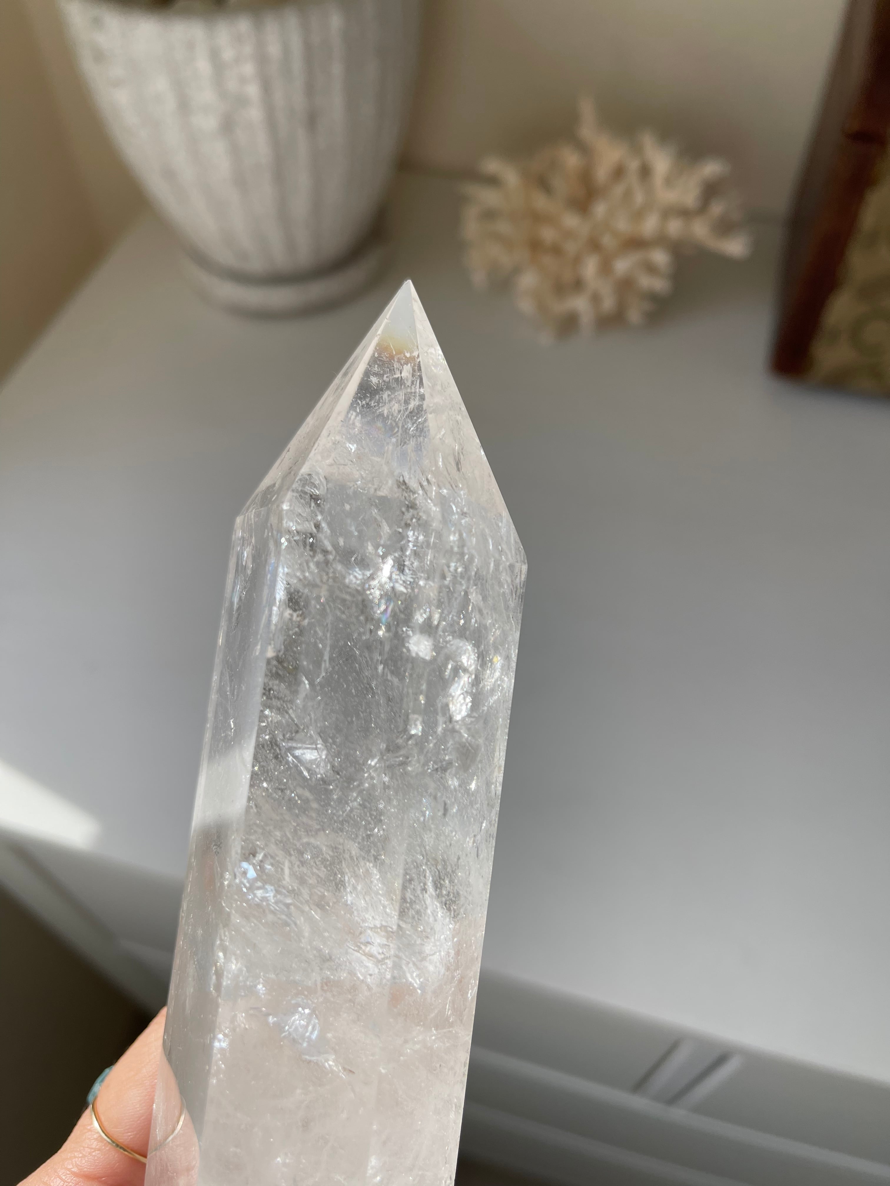 ブラジル産　レインボー水晶タワー　No.01