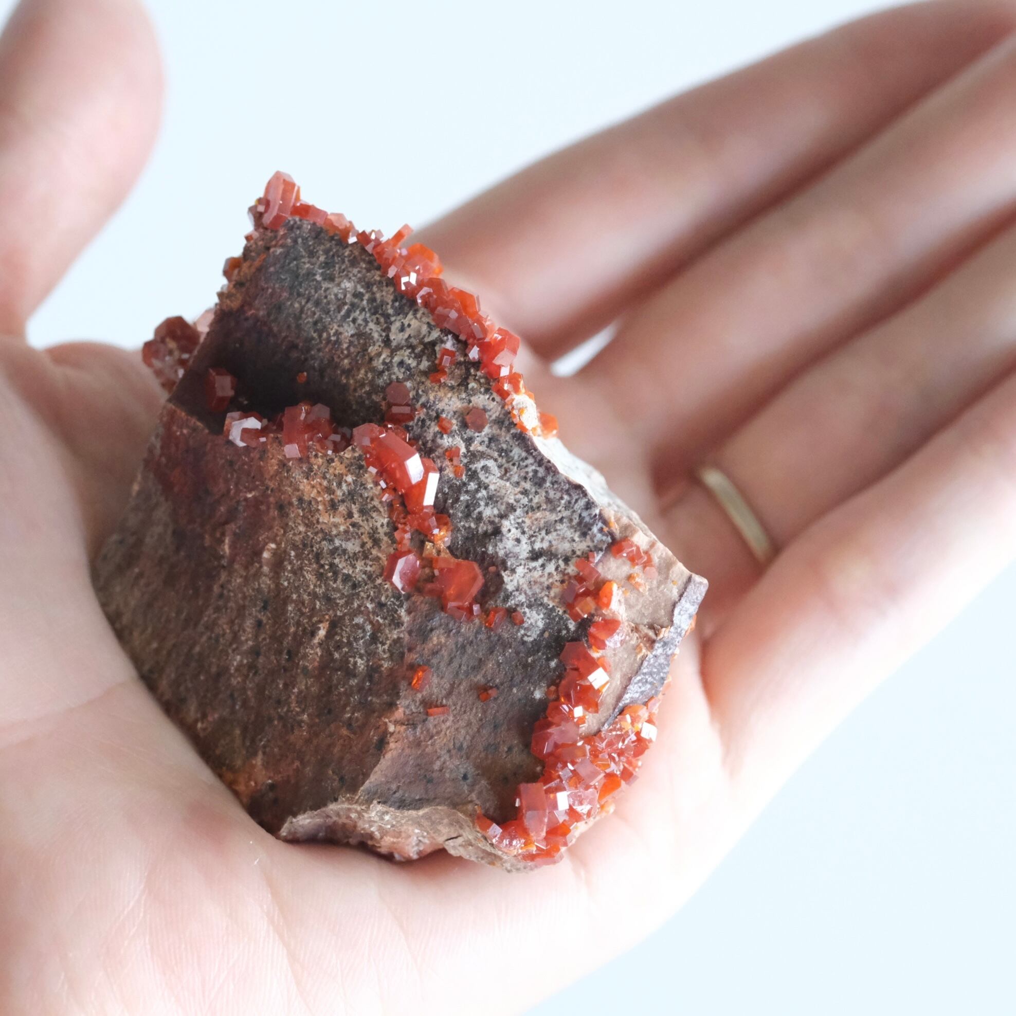 パワーストーン天然石原石バナディナイト「バナジン鉛鉱」30gNo965